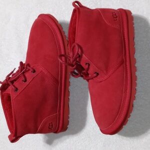 UGG Men's Neumel Lace Up Chukka Boots Size 8